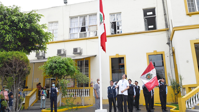 Reconocen trabajo del Servicio de Nefrología, Unidad de Ingeniería Clínica y Unidad Funcional PROA por fechas de aniversario