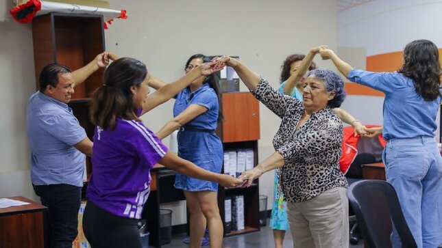 IPD inició programa “Gimnasia laboral 2024” para mejorar la salud y rendimiento en el trabajo