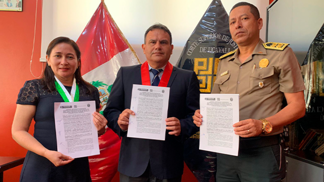  Botón de pánico: firman convenio para combatir la violencia contra la mujer en Ucayali