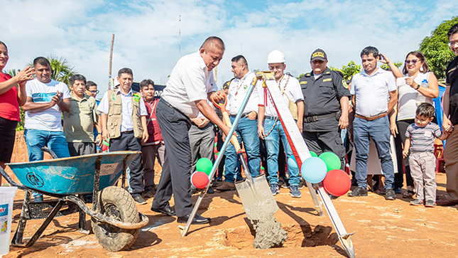 GERENTE GSRC PARTICIPA EN COLOCACIÓN DE PRIMERA PIEDRA DE LA CONSTRUCCIÓN DE COMISARÍA PNP NIEVA