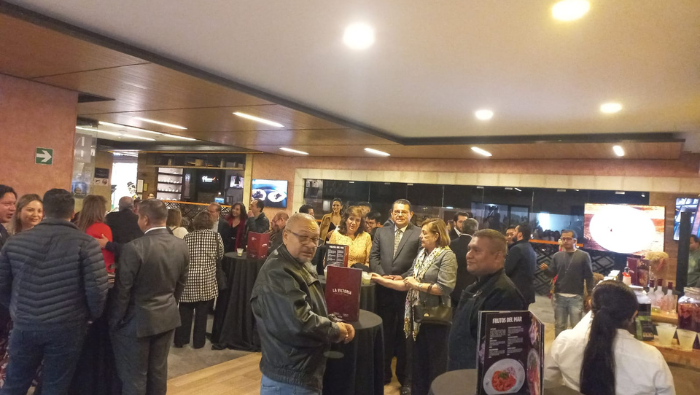 Embajada del Perú en Guatemala conmemora al pisco sour en su día con un evento de cata y degustación