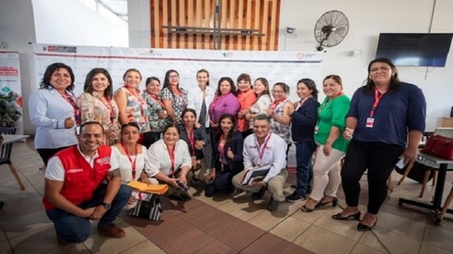 Reunión con la Ministra de Vivienda