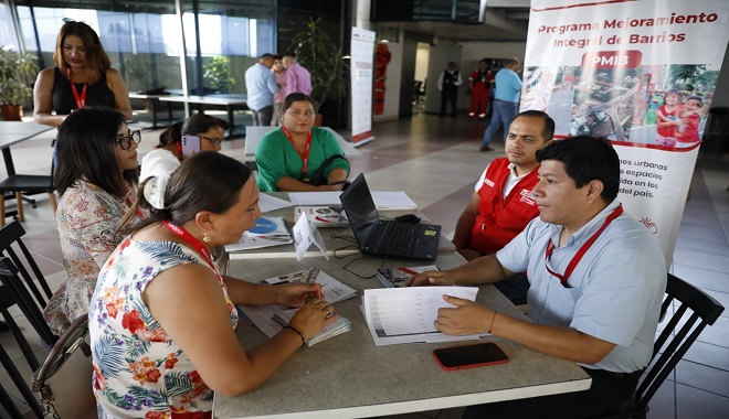 Reunión con la Ministra de Vivienda