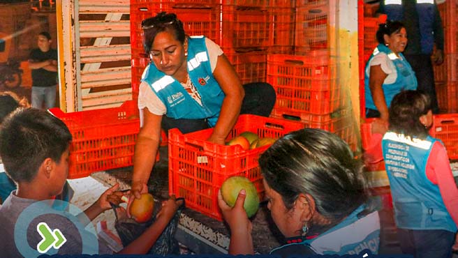 Compartiendo esperanza: Donación de más de tres toneladas de frutas para familias necesitadas en Paita
