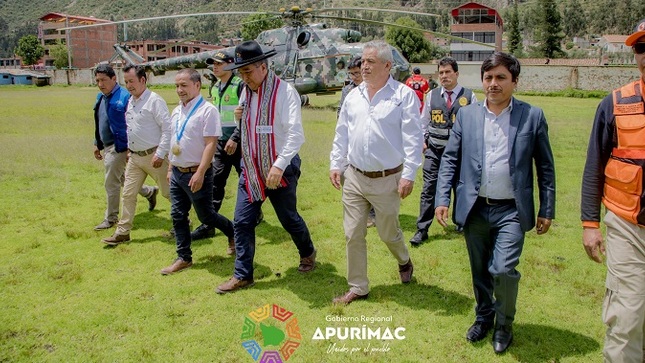 Ministro de Transportes y gobernador regional, adoptan medidas definitivas para solución de problema en la vía nacional de Chalhuanca