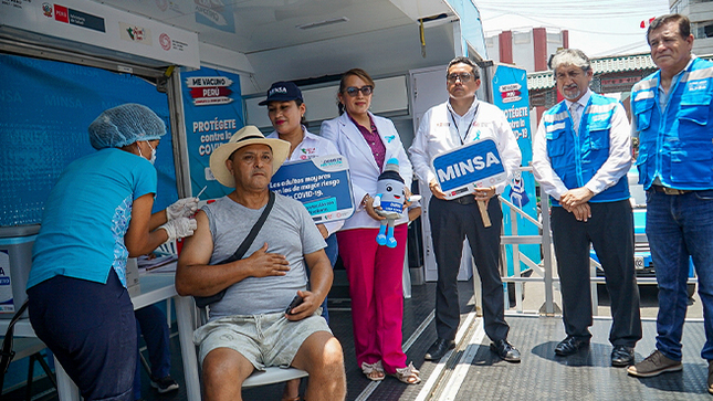 FOTO 1 Más de 100 mil comerciantes de Mesa Redonda conforman Brigadas de la Salud