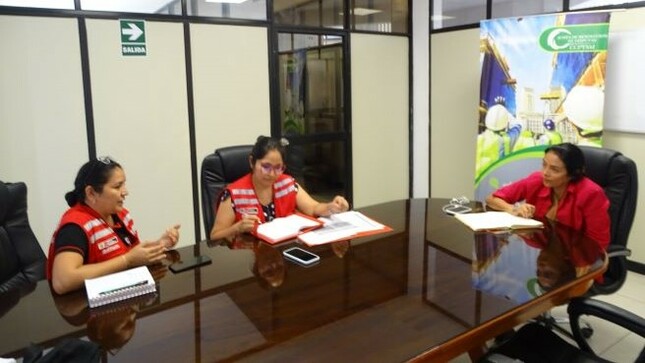 reunión Cámara de Comercio postores