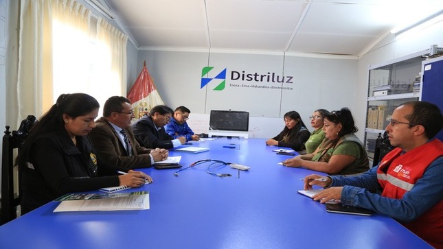 Electrocentro sostuvo importante reunión con autoridades para mejorar iluminación de calles en Huamanga - Ayacucho.