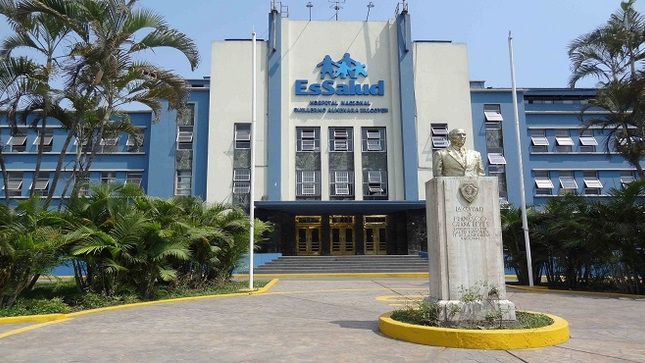 Hospital Guillermo Almenara de EsSalud celebra 83° aniversario como centro referente de cirugías de alta complejidad