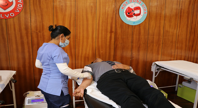 Trabajadores y personal de EsSalud Junín donaron más de 40 unidades de sangre