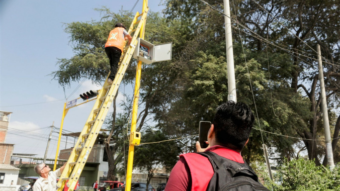 MTC recomienda instalación de 150 semáforos peatonales en 10 intersecciones críticas de Piura