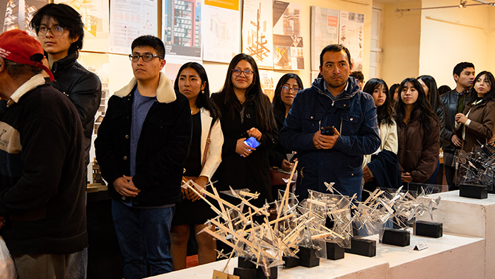 Estudiantes autores de los proyectos arquitectónicos.