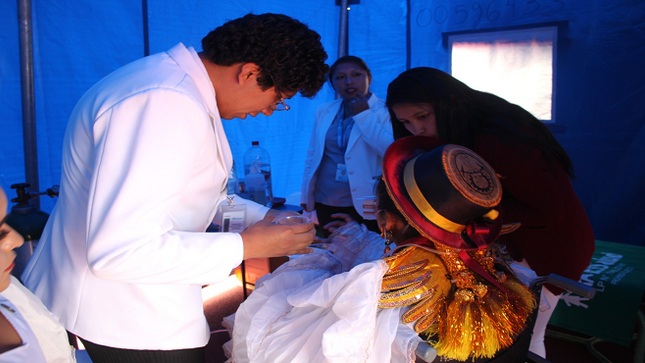 Especialistas de la Red Puno brindaron más de 30 atenciones durante celebraciones por la Virgen de la Candelaria