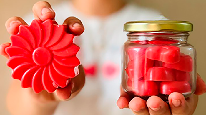 Atris: promueve las buenas prácticas, mediante la preservación y producción de perfumes, jabones, aceites, entre otros derivados de las orquídeas, plantas aromáticas y cítricos.