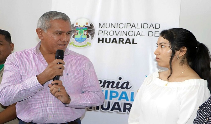 estudiantes de la academia municipal