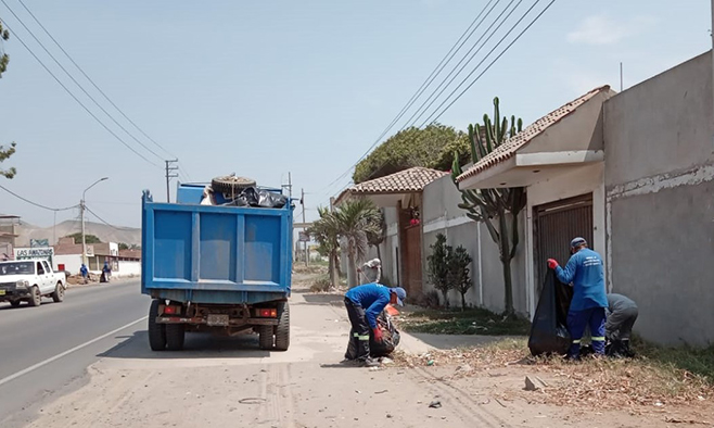 Ante incremento de residuos sólidos, municipalidad de Aucallama continúa firme con trabajos de recolección.