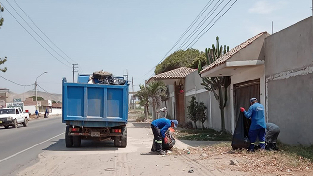 Ante incremento de residuos sólidos, municipalidad de Aucallama continúa firme con trabajos de recolección.