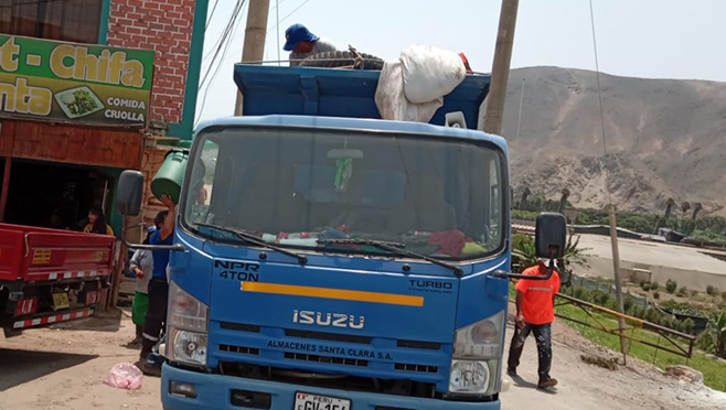 Ante incremento de residuos sólidos, municipalidad de Aucallama continúa firme con trabajos de recolección.