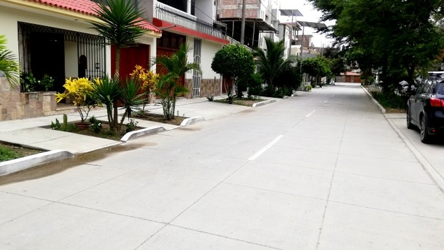 GORE Piura a punto de culminar construcción de pistas y veredas de la Urb. Miraflores