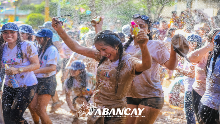 Carnavalazo 2024: Una Explosión De Alegría, Color Y Música En Abancay