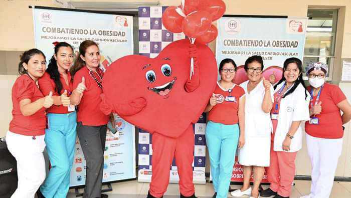 Campaña Vístete de Rojo