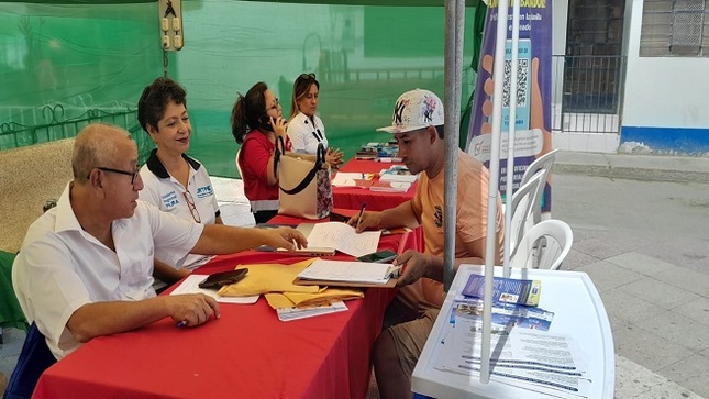DRTPE Piura a través de la Zona de Trabajo y Promoción del Empleo Paita viene participando de manera efectiva en su primer día en la Feria denominada "Emprende Reciclando".