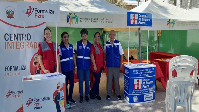 DRTPE Piura a través de la Zona de Trabajo y Promoción del Empleo Paita viene participando de manera efectiva en su primer día en la Feria denominada "Emprende Reciclando".