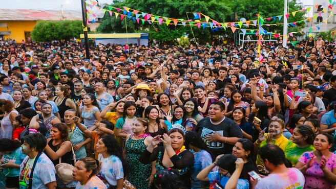 Así se vivió el primer día del Gran Carnaval Tambograndino 2024, revive los mejores momentos del ingreso de El Ño Carnavalón, elección de la reina y concurso de comparsas.
