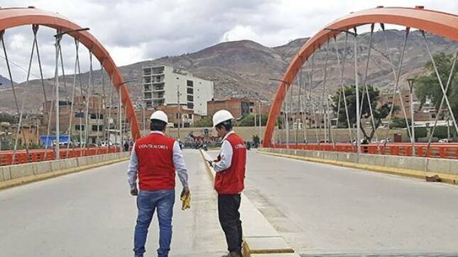  Mediante una auditoria de cumplimiento, la Contraloría General de la República detectó deficiencias e irregularidades en el proceso constructivo del puente Pavletich, lo que generó un perjuicio económico de S/ 4.8 millones en contra del Gobierno Regional de Huánuco. El expediente técnico estuvo mal elaborado, el contratista no acreditó la experiencia de su profesional clave y se realizaron pagos sobrevalorados.
