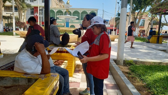 DRTPE Piura a través de la ZTPEP participó en su segundo día de Feria: "Emprende Reciclando", en la ciudad de Paita.
