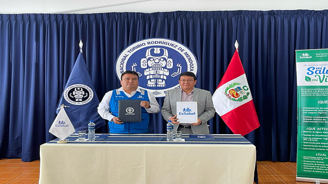 EsSalud Amazonas firmó alianza para brindar atención en salud a trabajadores de Universidad Toribio Rodriguez de Mendoza