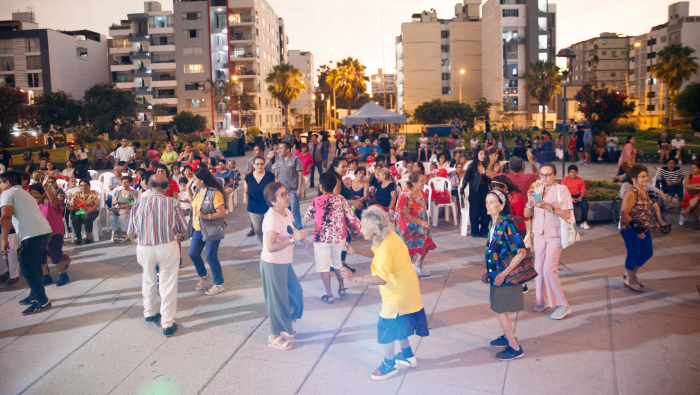 Surquillo suspiró con festival musical por el “Día de San Valentín”.