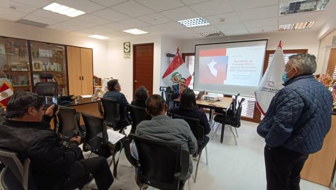 Durante el 2023, la Contraloría General identificó la presunta responsabilidad penal, civil y/o administrativa en 131 funcionarios por diversos hechos irregulares en entidades públicas de la región Huancavelica, producto de los servicios de control posterior emitidos.