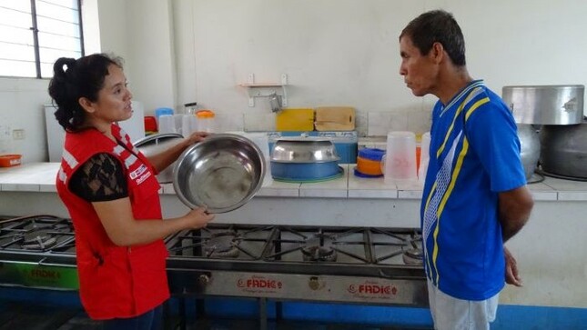 Verifican cocinas y almacenes de colegios