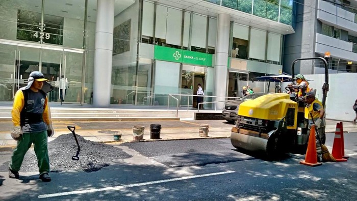 Mantenimiento de vías: Avenida Alberto del Campo