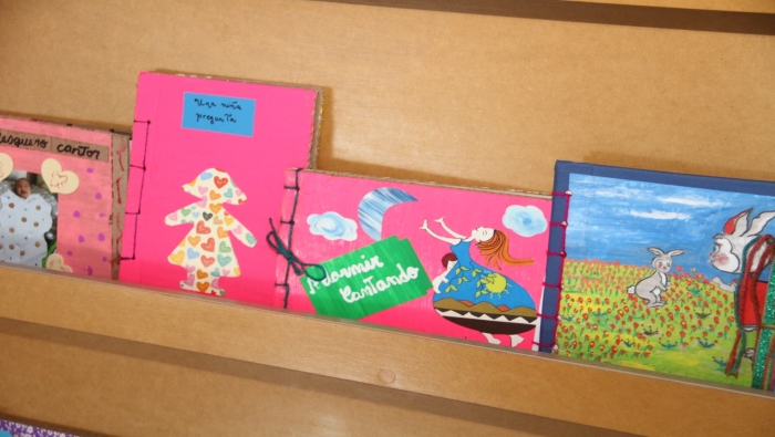 Ministerio de Cultura y el Ministerio de la Mujer y de Personas Vulnerables presentaron los libros cartoneros “Infancias en Cartón”