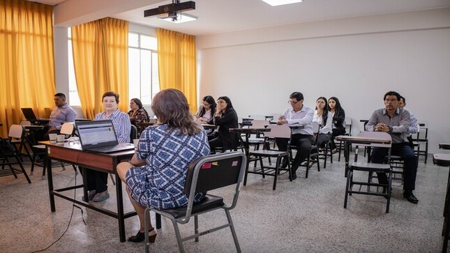 Reunión de simulación par acreditación.