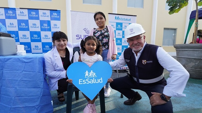 EsSalud inicia campaña de vacunación frente a nuevo caso de sarampión