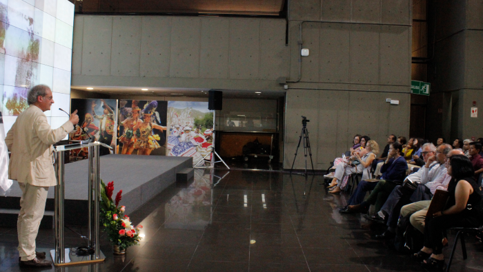 Felipe Criado-Boado se reunió con la doctora Ruth Shady y brindó conferencia sobre “ARQUEO-LOGÍA” Y MONUMENTALIDAD