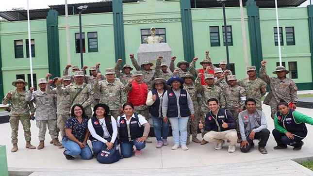 CAPACITACIÓN A PROFESORES DE LA REGIÓN PARA PROMOVER LA LUCHA CONTRA EL DENGUE 