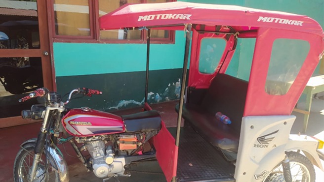 motocarro rojo