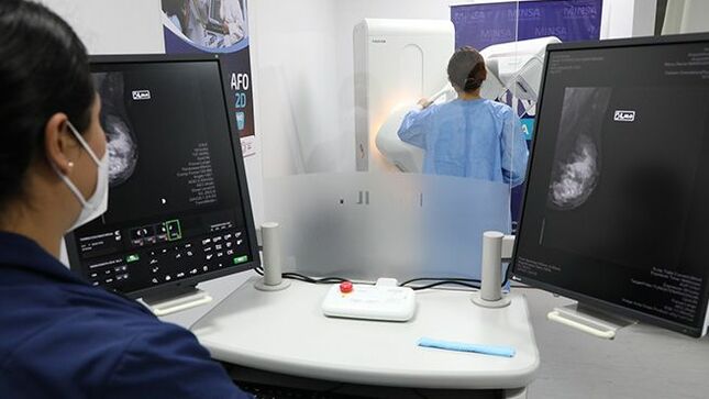 Peruanas contarán con 29 mamógrafos para descarte de cáncer de mama en Lima y regiones 