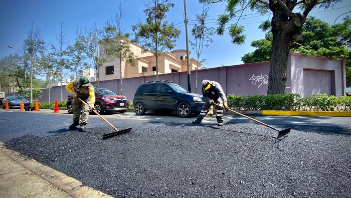 Parchado de pistas en calle Bilbao