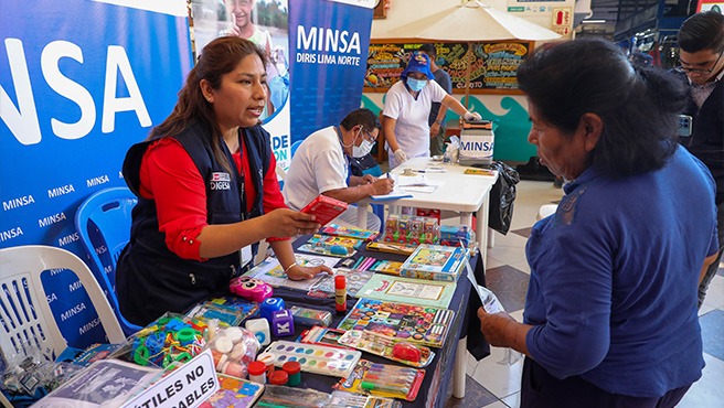 Minsa brindó recomendaciones para adquirir útiles escolares saludables