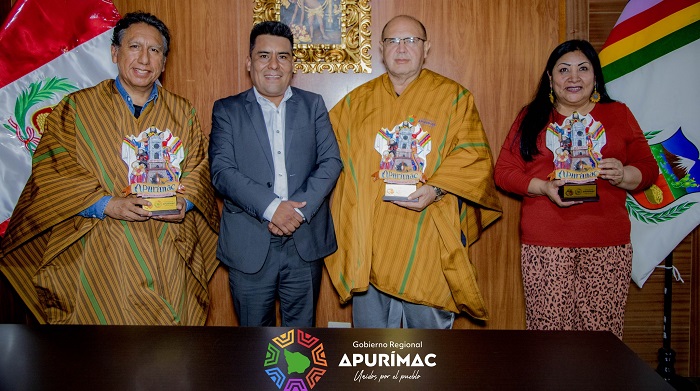 El gobernador regional sostuvo reunión con el asesor del despacho presidencial y el Secretario de Diálogo de la PCM