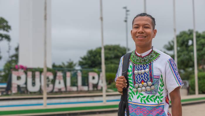 Landers continúa avanzando en la vida académica y social
