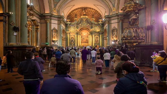 Tribunal Constitucional ofreció misa en honor al Señor de los Milagros en Las Nazarenas