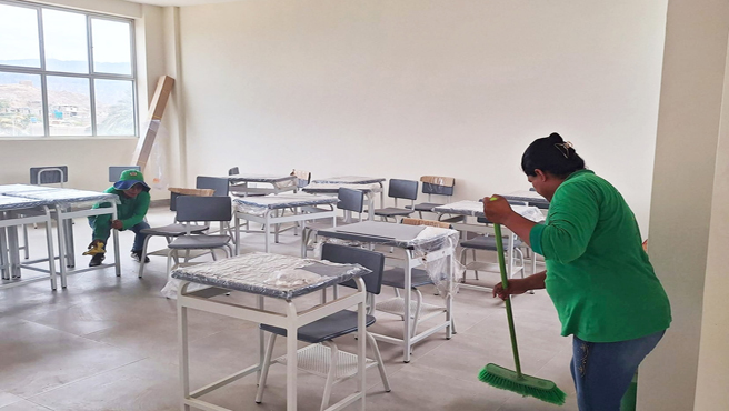 Limpieza y desinfección de las Instituciones Educativas