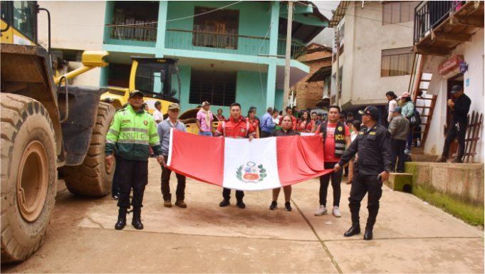 Pasacalle con las principales autoridades del distrito de Sayapullo