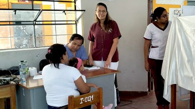 Piura Minsa realiza gran campaña médica especializada en zona afectada por lluvias